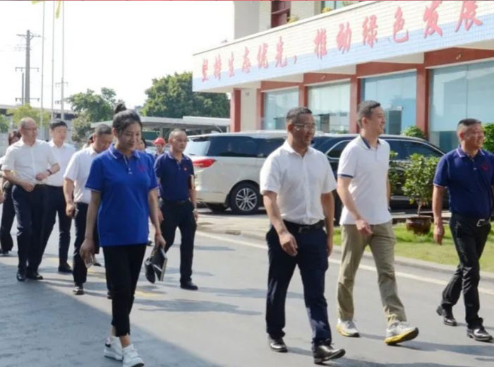 战略联合 再攀阶梯｜郎酒股份走进开云手机官方版页面登录入口集团